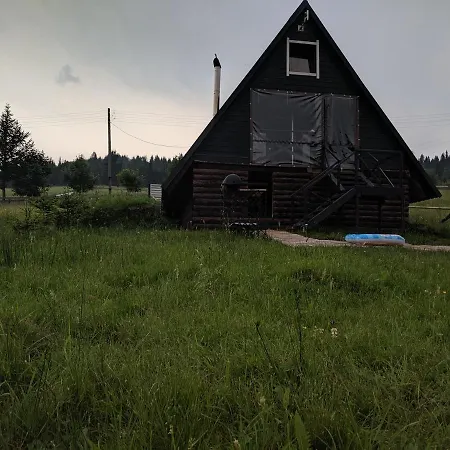 Будинок відпочинку затишний будинок Black House